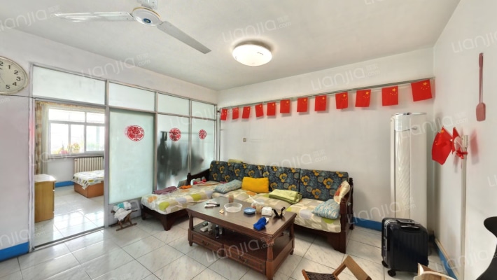 英雄山路256号二手房实景图