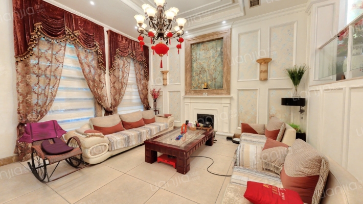 美都华庭二手房实景图