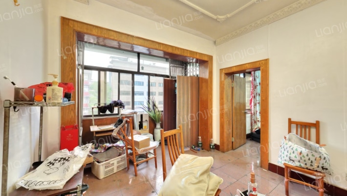 文翁路182号二手房实景图