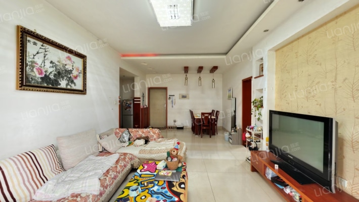 雅舍河畔二手房实景图