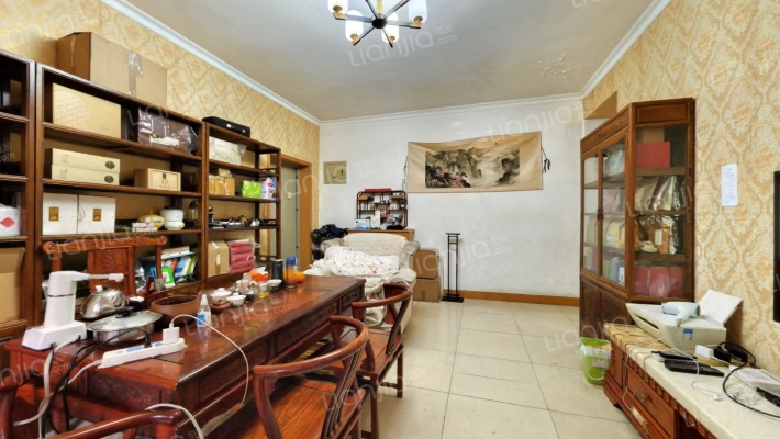 龙王庙南街19号二手房实景图