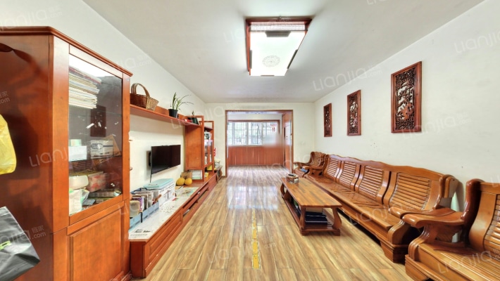 康达园B区二手房实景图