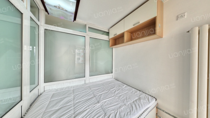 悦秀园二手房实景图