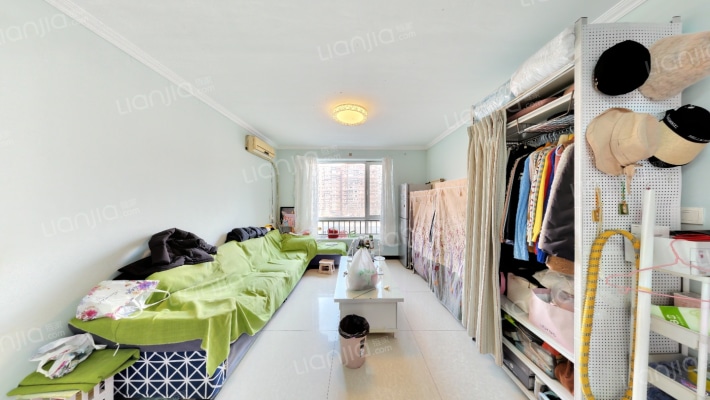 泰福苑D2区二手房实景图