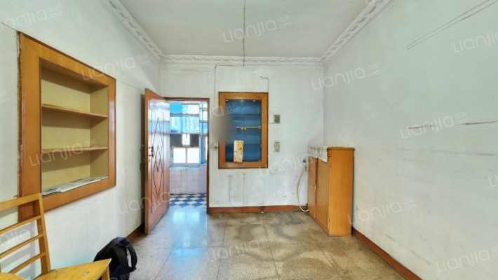 二皮鞋宿舍二手房实景图