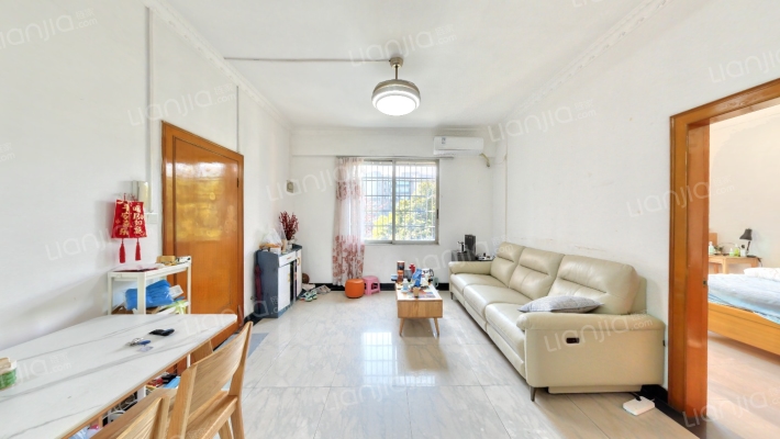 东方小区二手房实景图