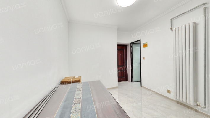 共和新街造纸厂家属院二手房实景图