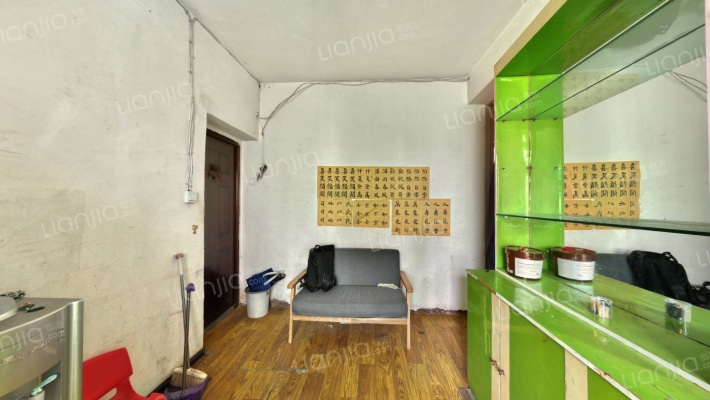 黄花街38号二手房实景图