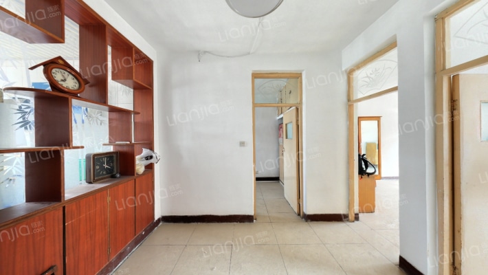 劳改队宿舍二手房实景图