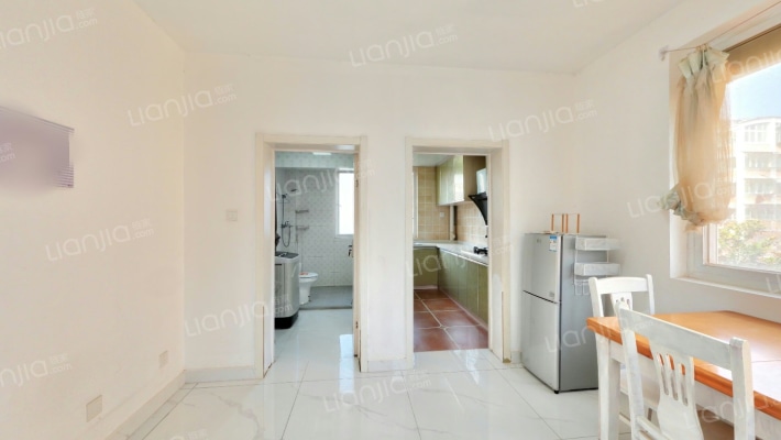 滨河新苑一期二手房实景图