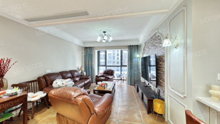 阳光新苑二手房实景图