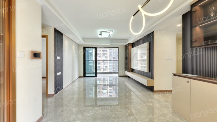 颐安俪都府二手房实景图