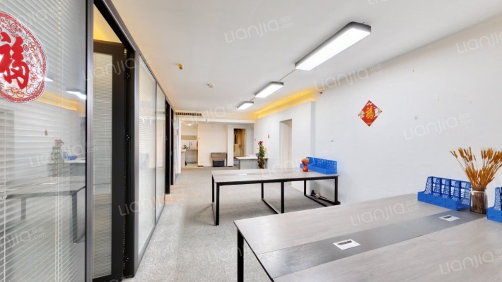 旺座中心公寓二手房实景图