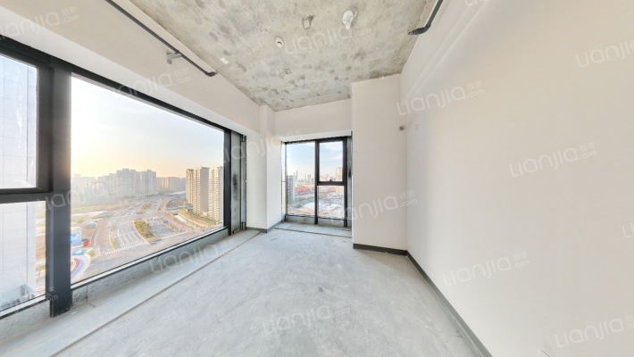 华润置地中心二手房实景图