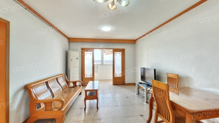 黄坊村83号金伦小区二手房实景图