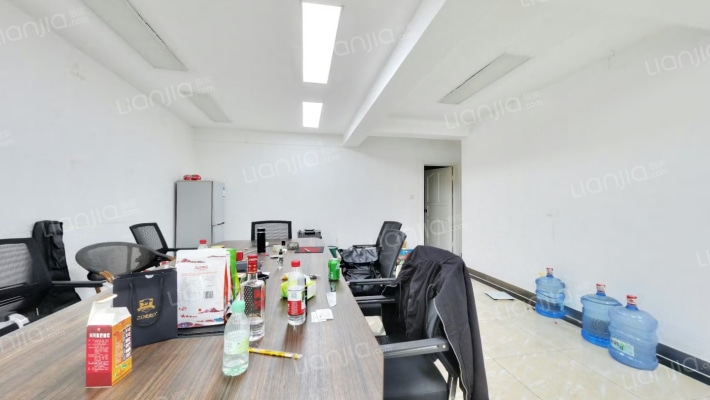 海成大厦二手房实景图