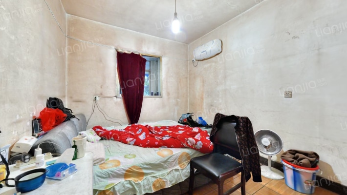 新鸿社区107号大院二手房实景图