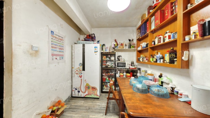 日溪乡宿舍小区二手房实景图