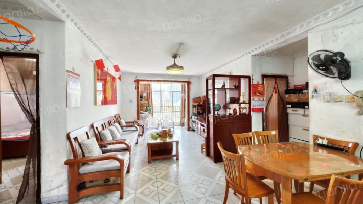 机场企岗山花园二手房实景图