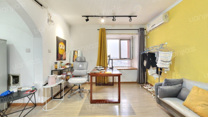 DBC加州小镇C区二手房实景图