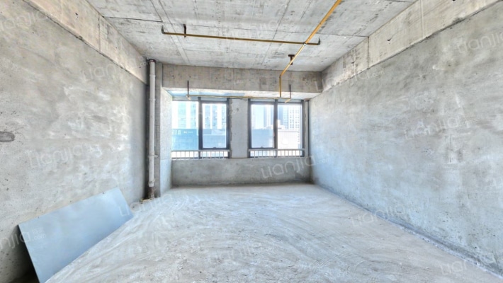 华中中交城二手房实景图