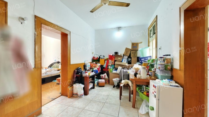 青年路交通学校职工宿舍二手房实景图