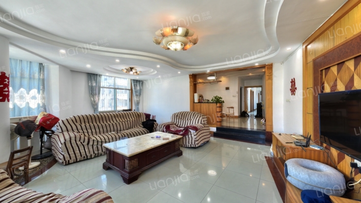 宏德公寓二手房实景图