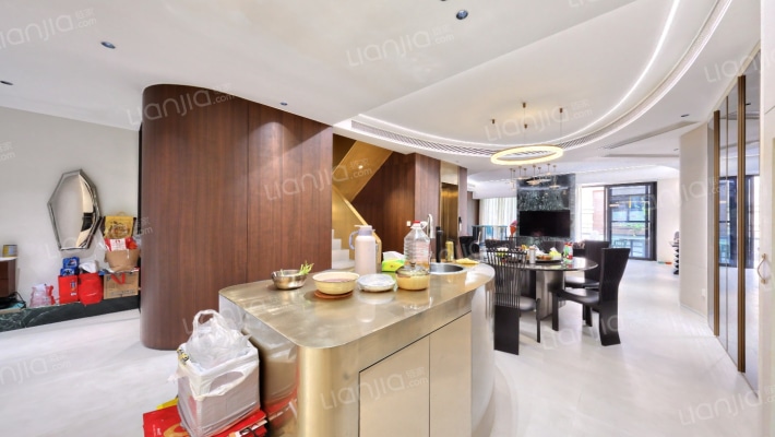 约克郡翠微堤二手房实景图