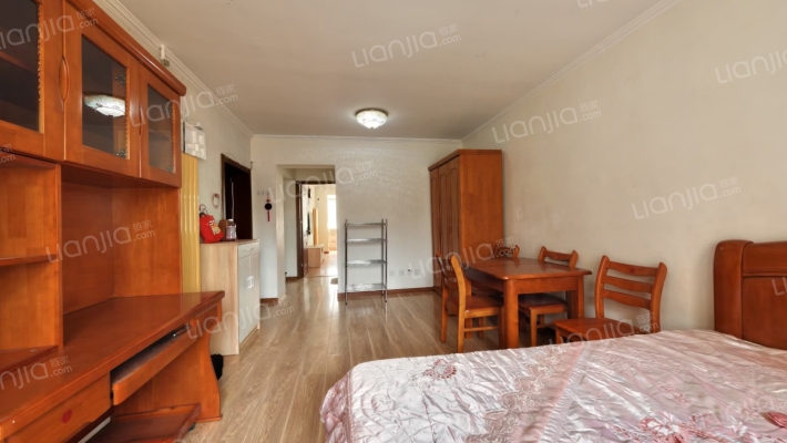 蔚园二手房实景图