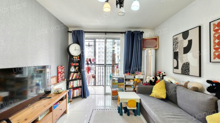 南海家园三里二手房实景图