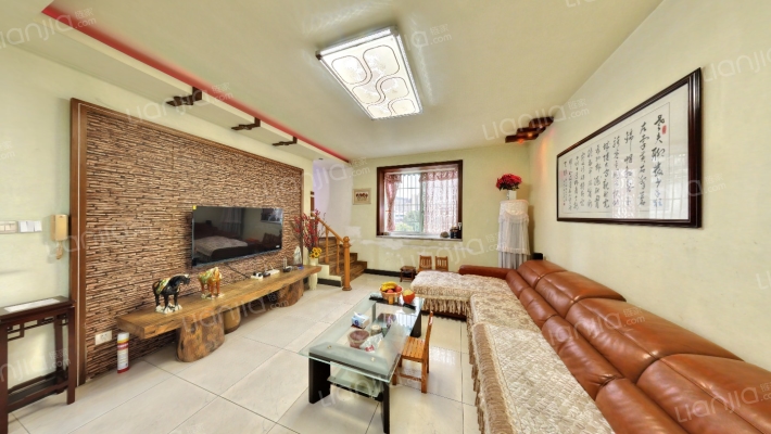 亲河名居A区二手房实景图