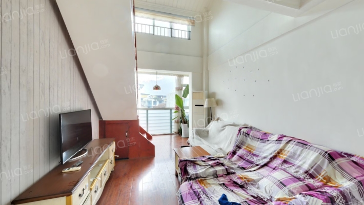 佳美新居二手房实景图