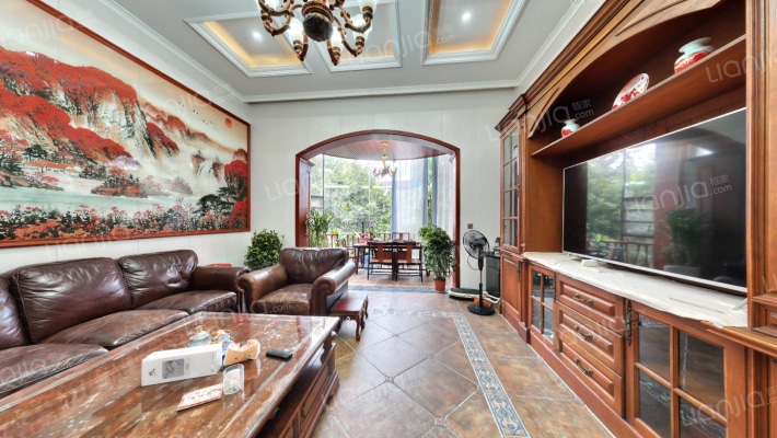 西区花园别墅绿之韵二手房实景图