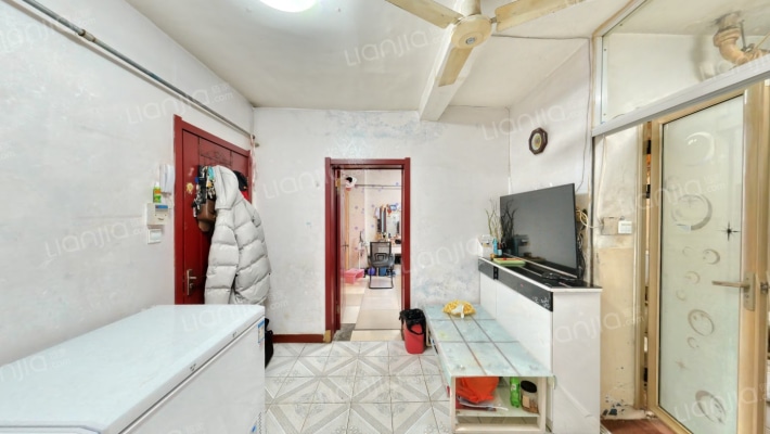 汽车运输公司六队二手房实景图