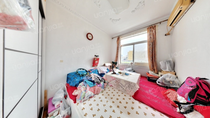 鞍山二路74小区二手房实景图