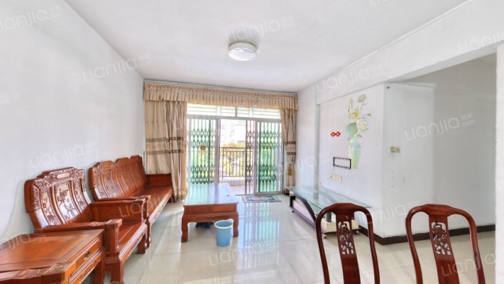 胜景新庭苑二手房实景图