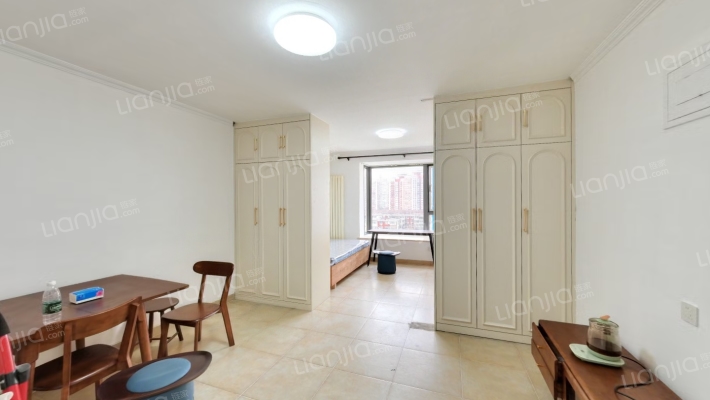 静源居二手房实景图