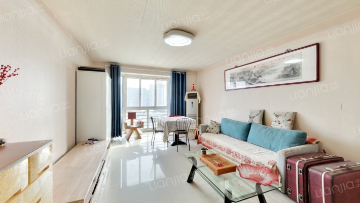 芳源里二手房实景图