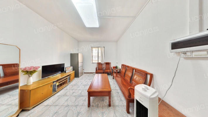 体育路8号二手房实景图