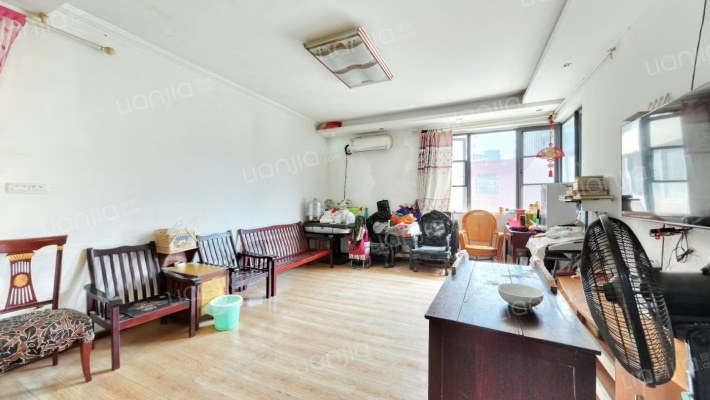 解甲苑二手房实景图