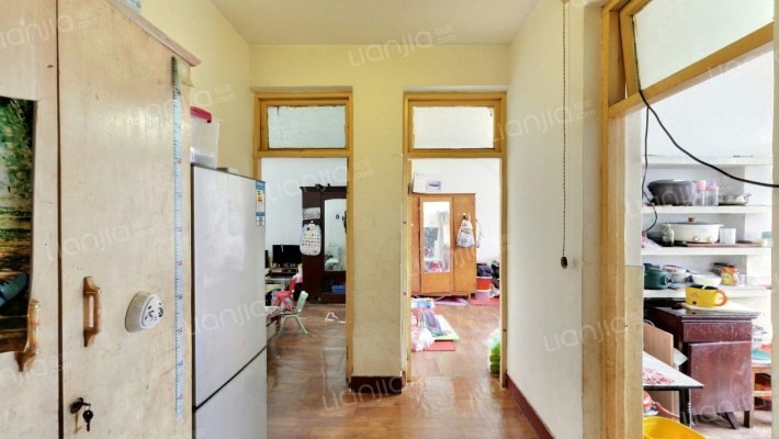 司法局宿舍二手房实景图