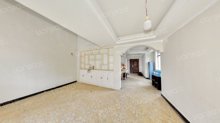 世茂龙湾四期二手房实景图