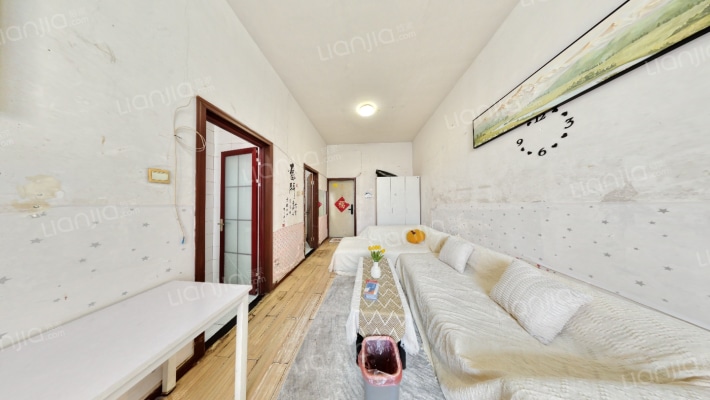 燕清源二手房实景图