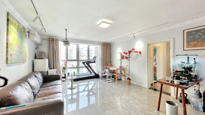 华盛家园二手房实景图