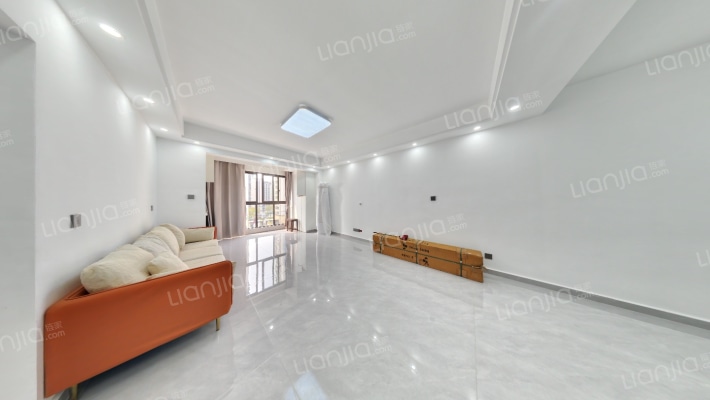 登和樾府二手房实景图