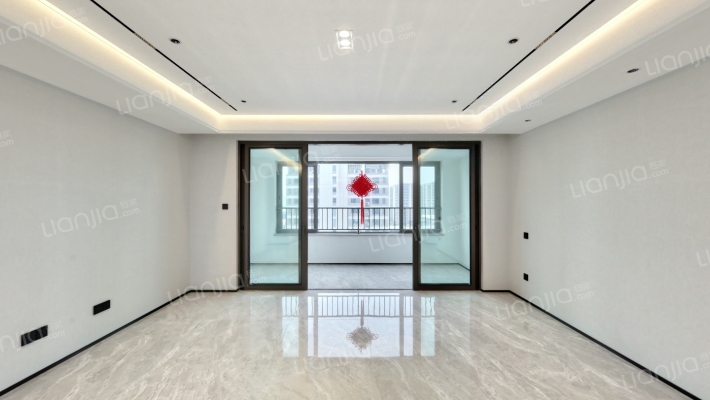 保利天汇星湖二手房实景图