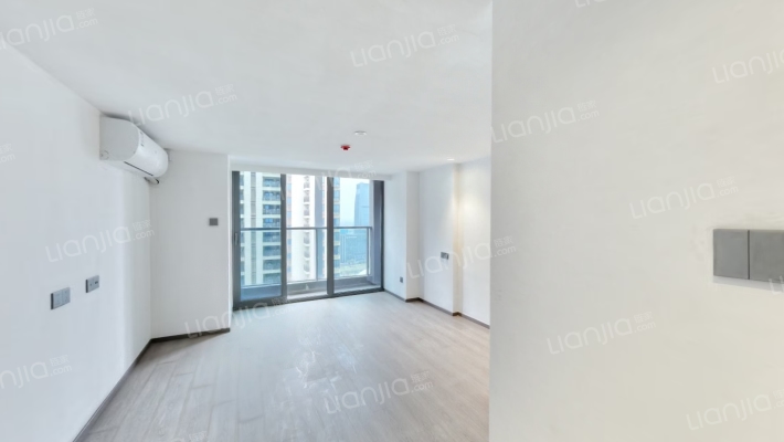 龙湖铂曜星座二手房实景图