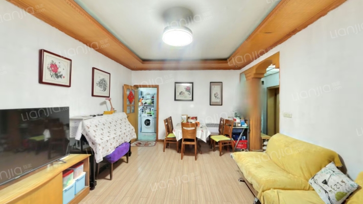 赫山新村二手房实景图