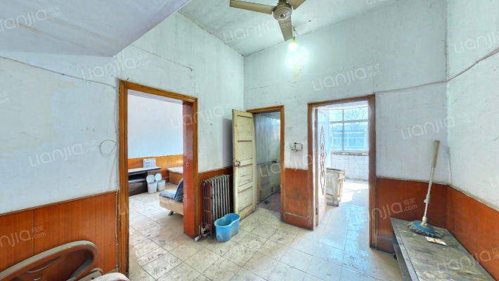 市人行宿舍二手房实景图