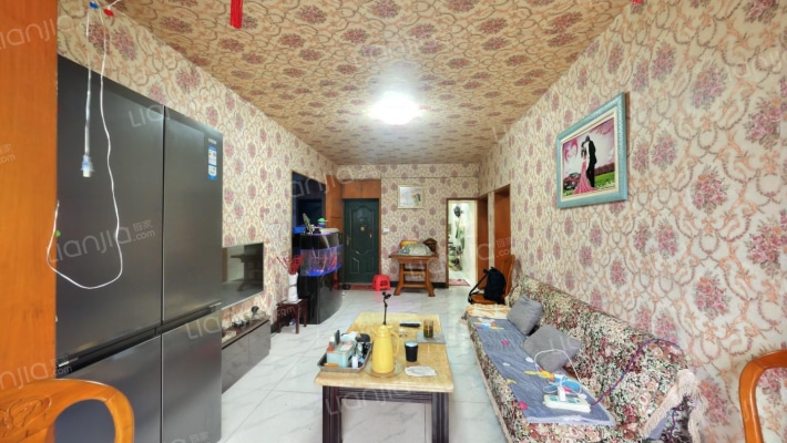 皮革大院二手房实景图